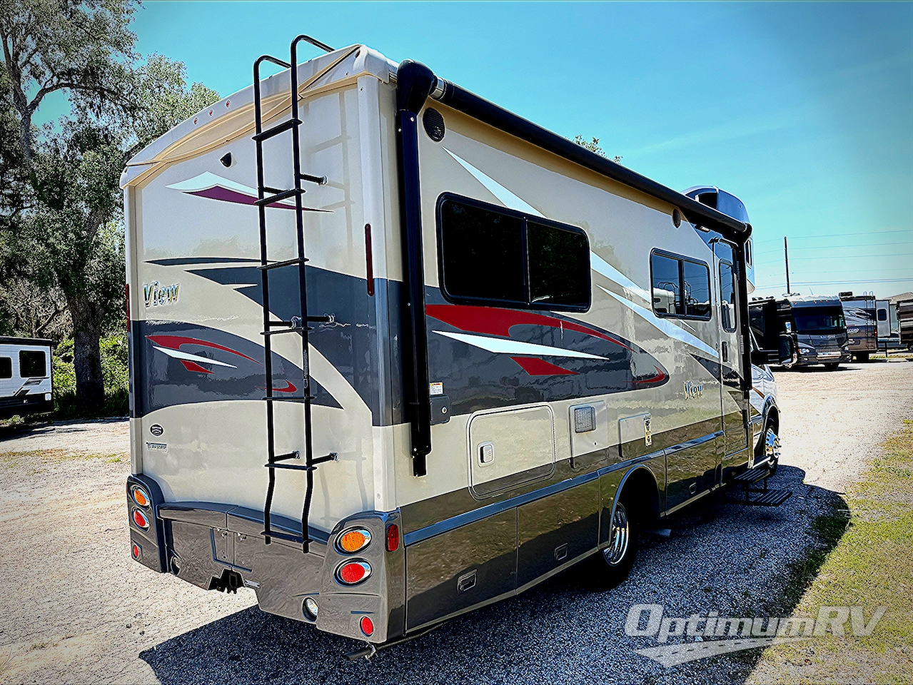 2018 Winnebago View 24J Photo 2