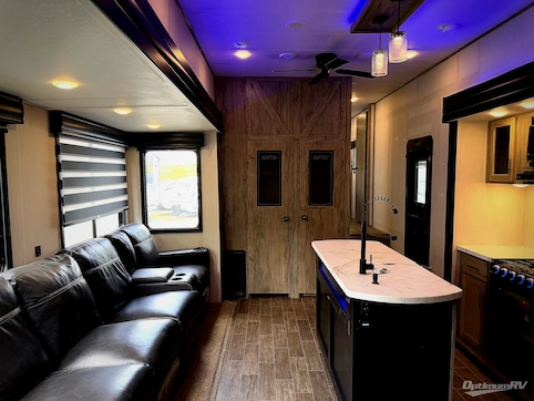 2022 Forest River Cherokee Arctic Wolf Suite 3770 RV Photo 4