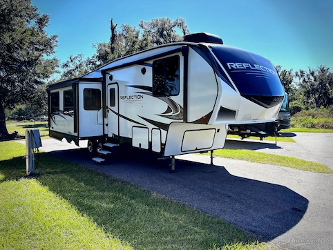 Used 2022 Grand Design Reflection 150 Series 295RL Featured Photo