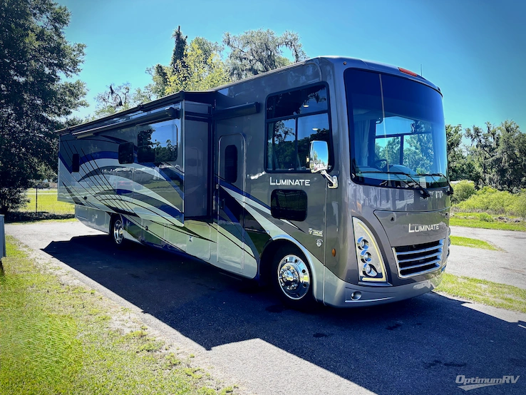 2023 Thor Luminate CC35 RV Photo 1