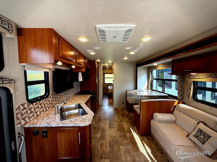 2017 Jayco Alante 31V RV Photo 1