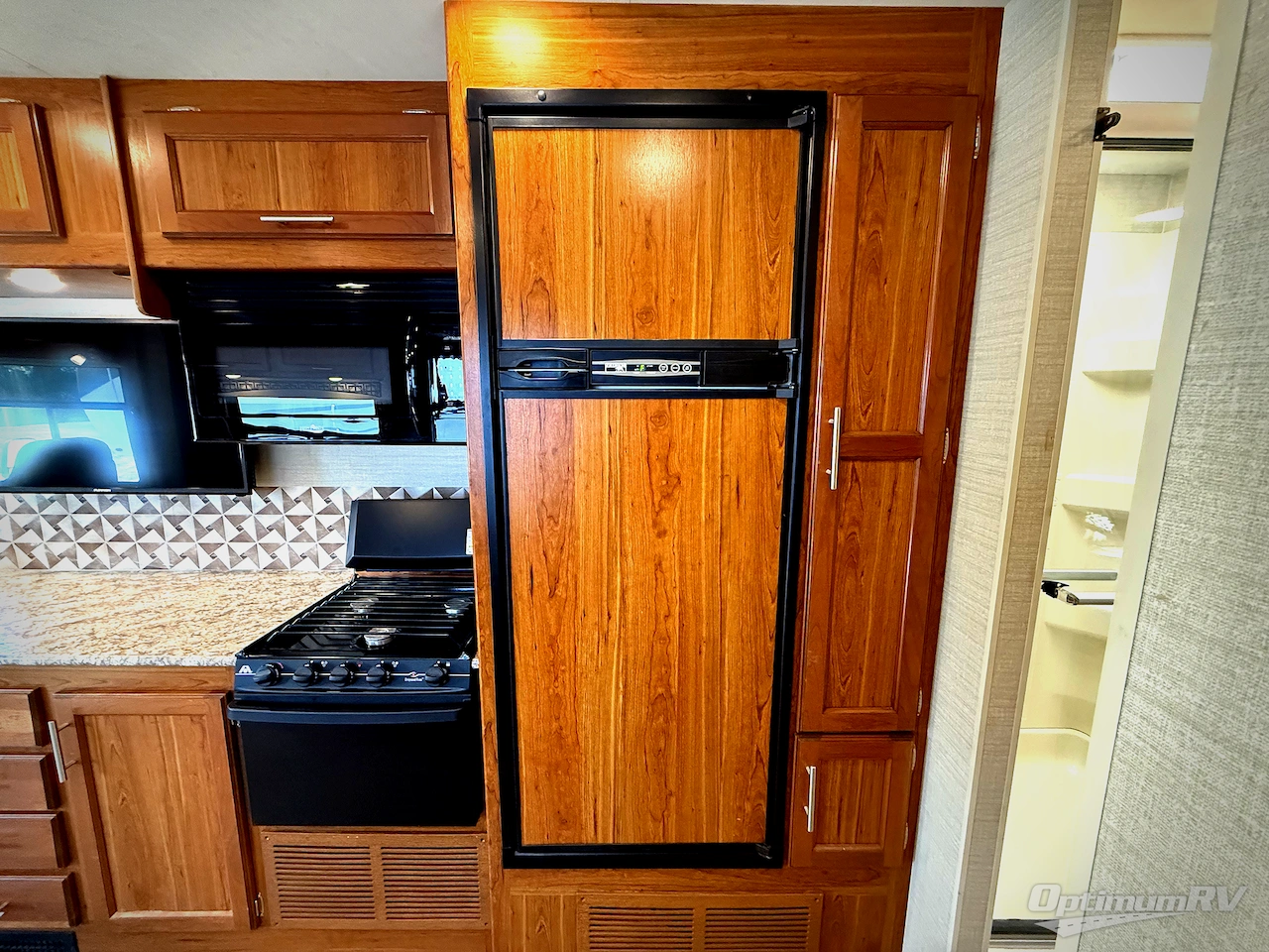 2017 Jayco Alante 31V Photo 11