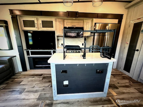 2022 Keystone Montana High Country 295RL RV Photo 2