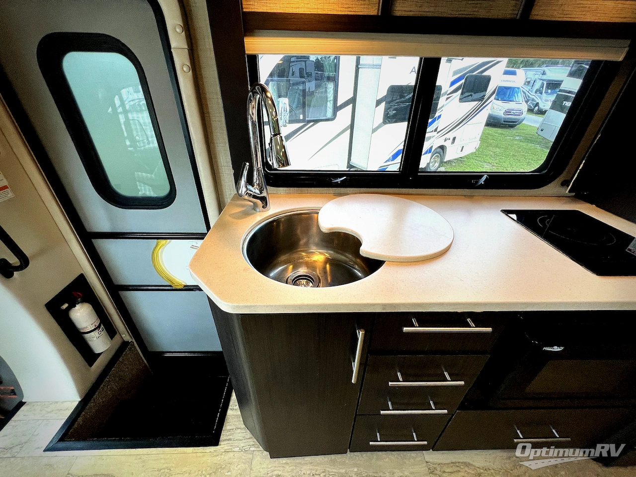 2018 Thor Gemini 24TX Photo 12