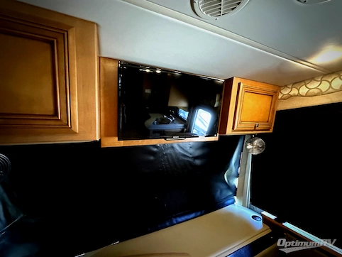 2016 Newmar Bay Star 3124 RV Photo 2