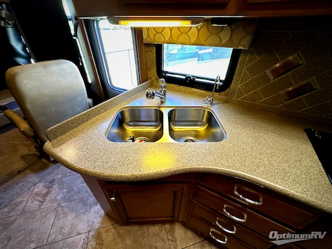2016 Newmar Bay Star 3124 RV Photo 3