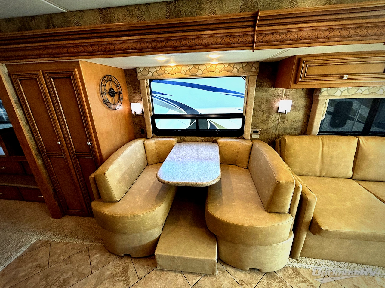 2016 Newmar Bay Star 3124 Photo 7