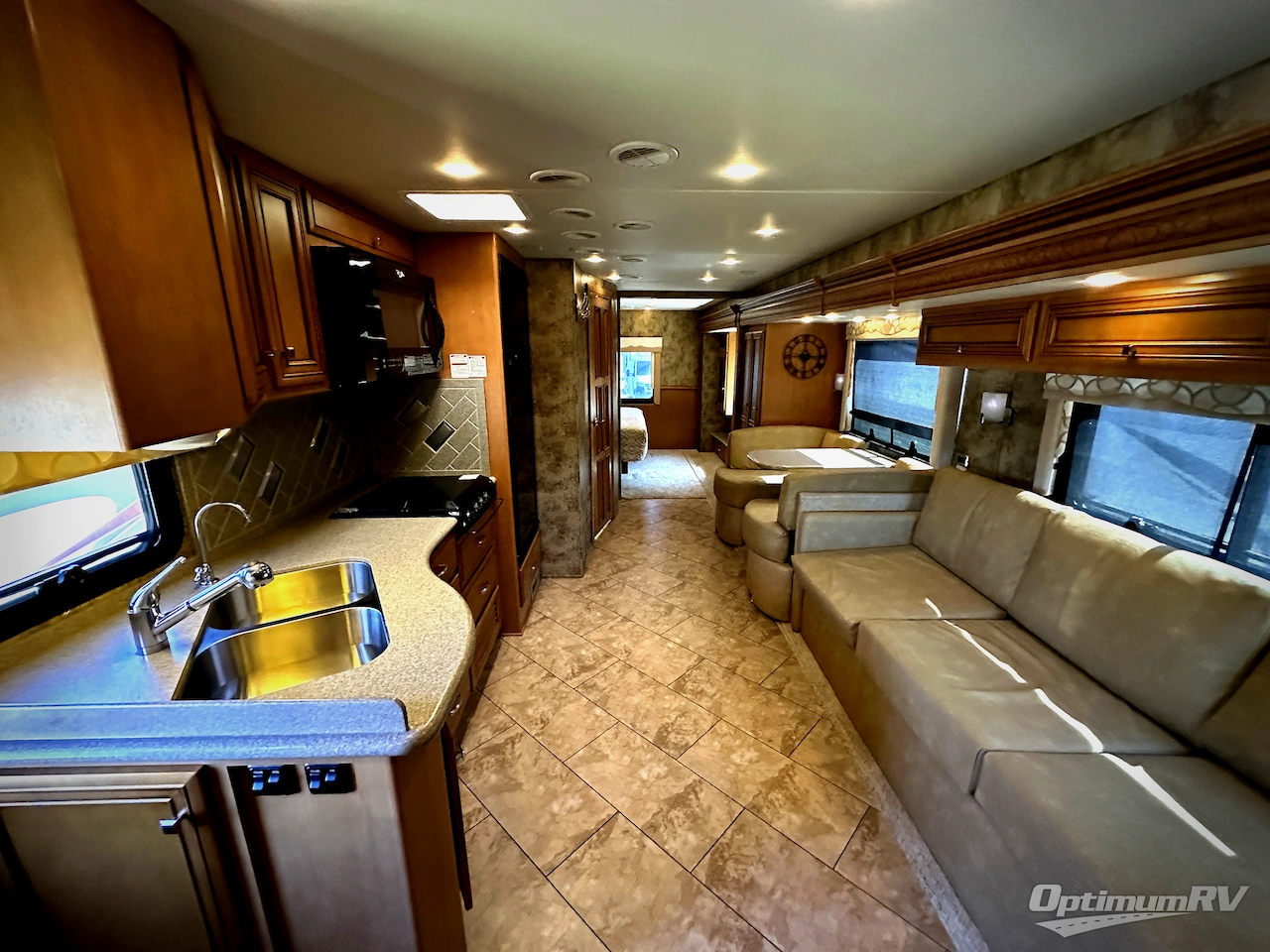2016 Newmar Bay Star 3124 Photo 8
