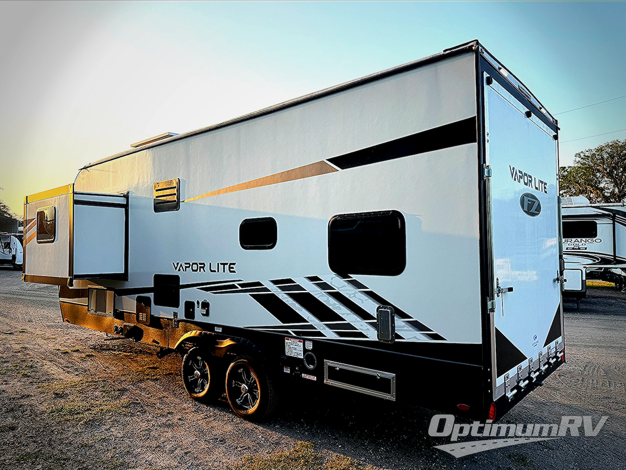 2023 Keystone Fuzion Impact Edition 25V Photo 3
