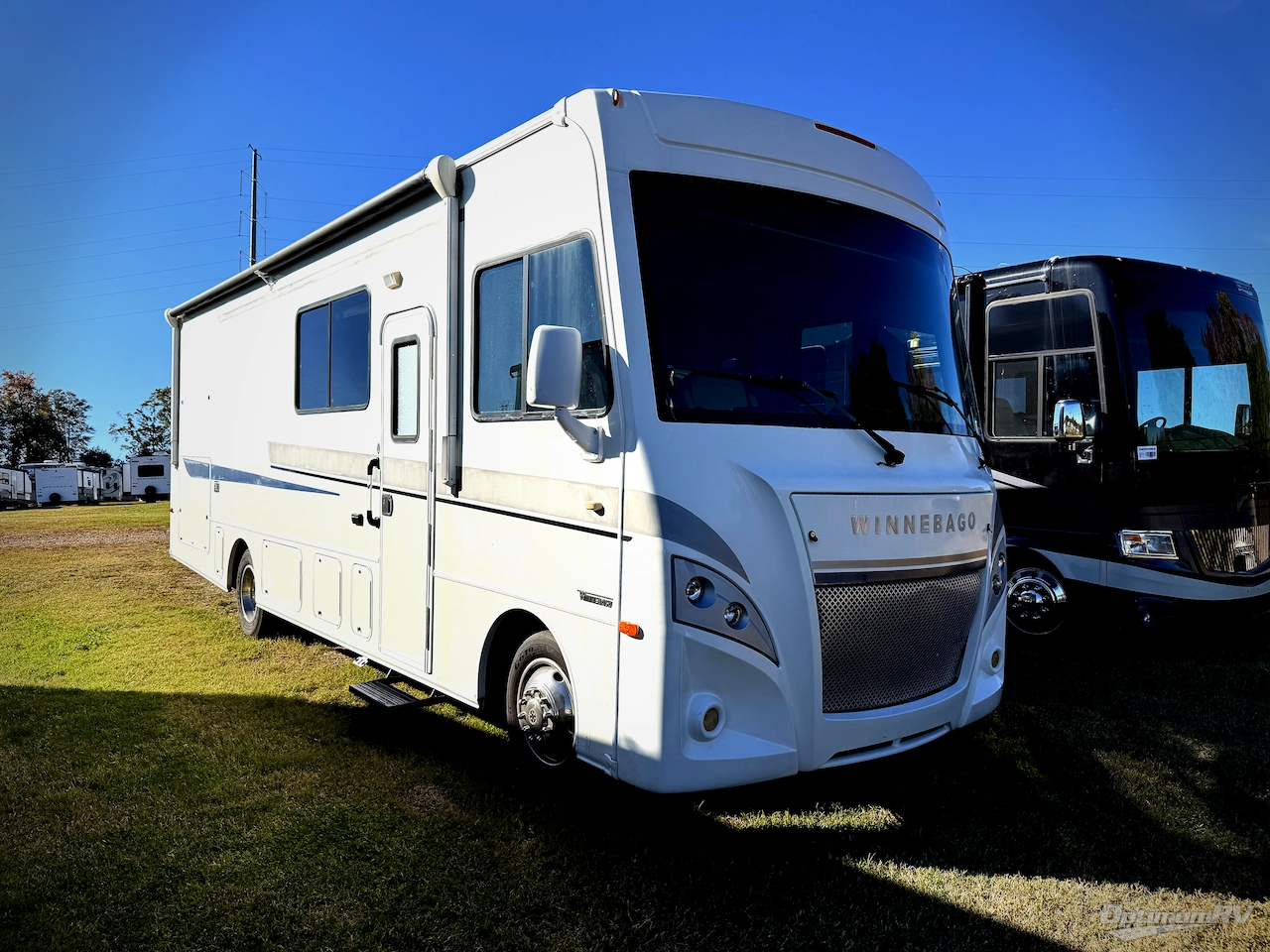2018 Winnebago Intent 29L Photo 1