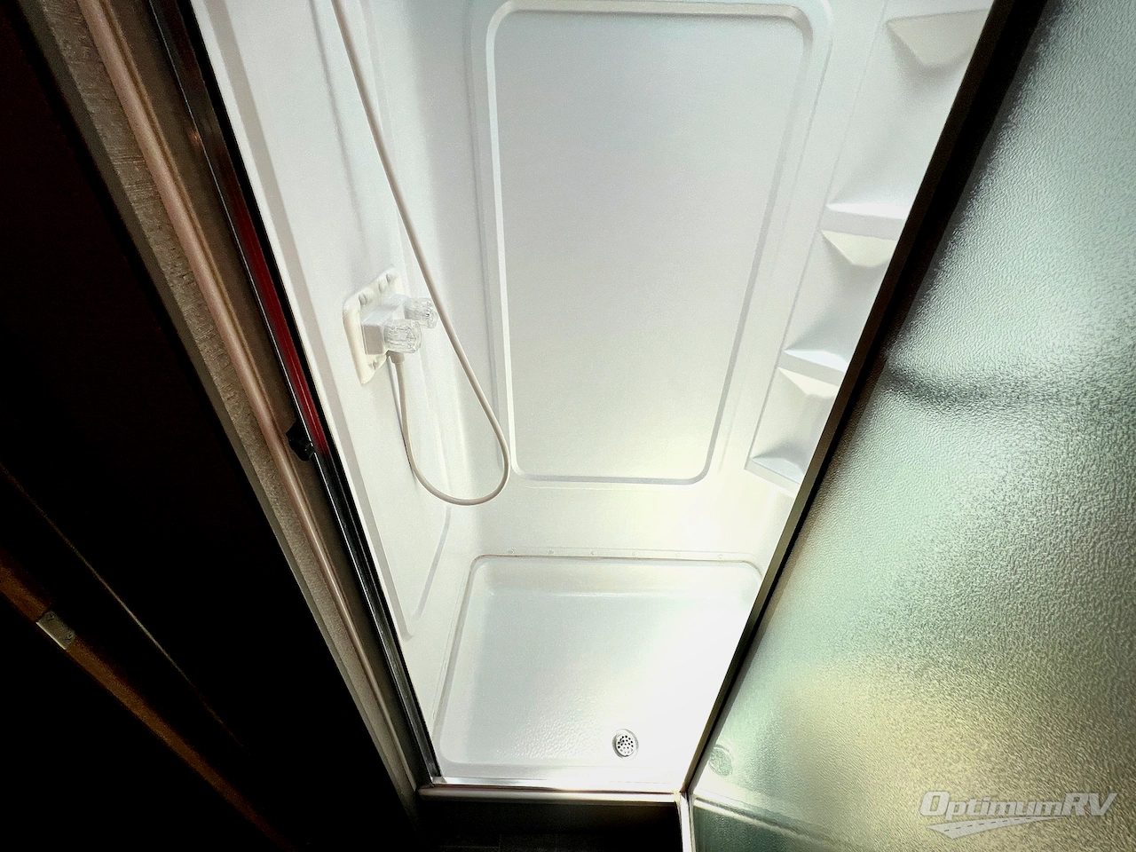 2019 Winnebago Intent 29L Photo 22