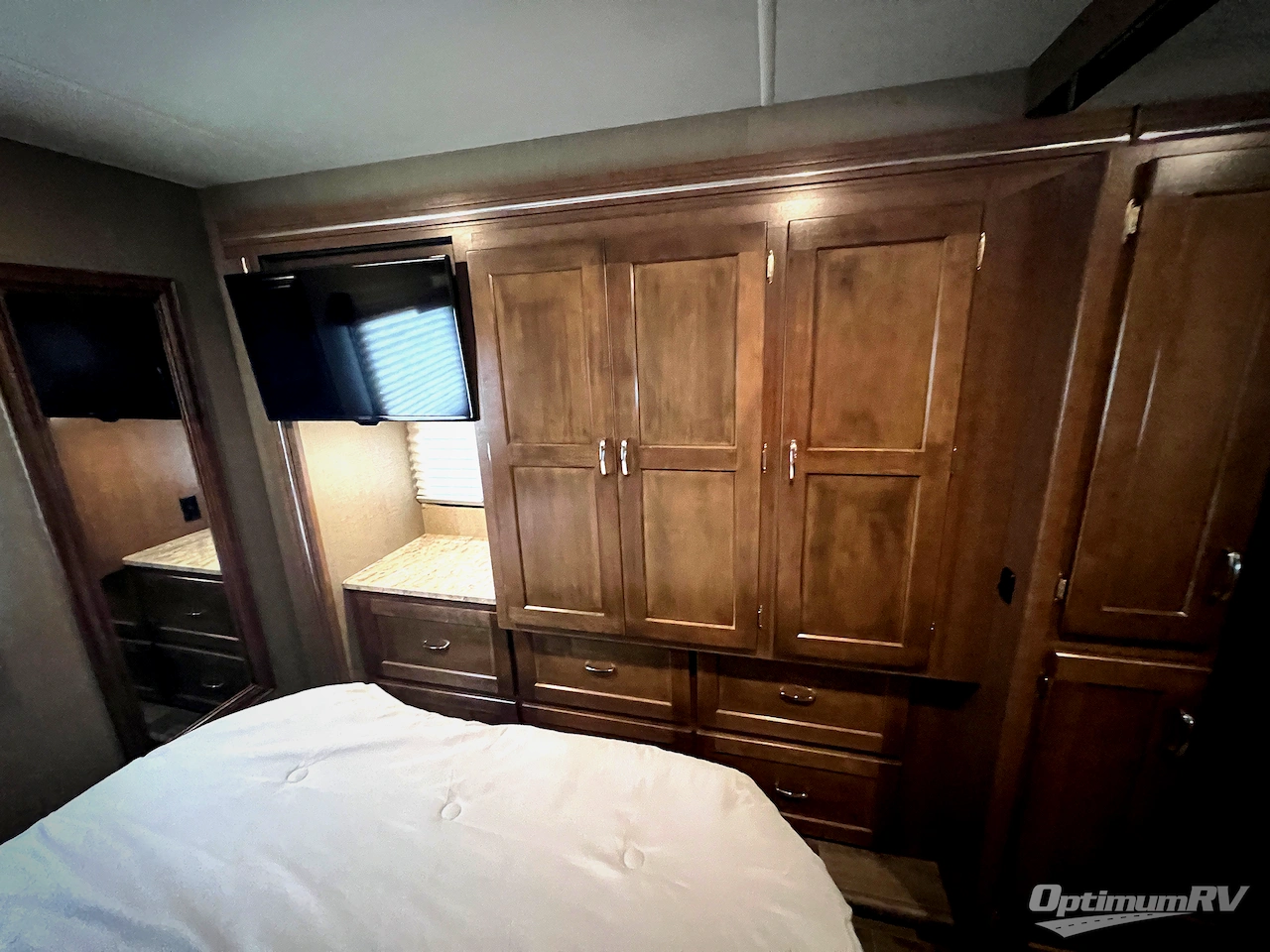 2019 Winnebago Intent 29L Photo 26