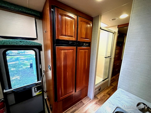 2017 Jayco Precept 31UL RV Photo 3