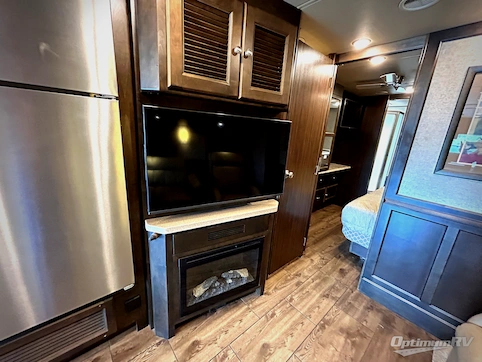 2017 Tiffin Allegro 36 LA RV Photo 3