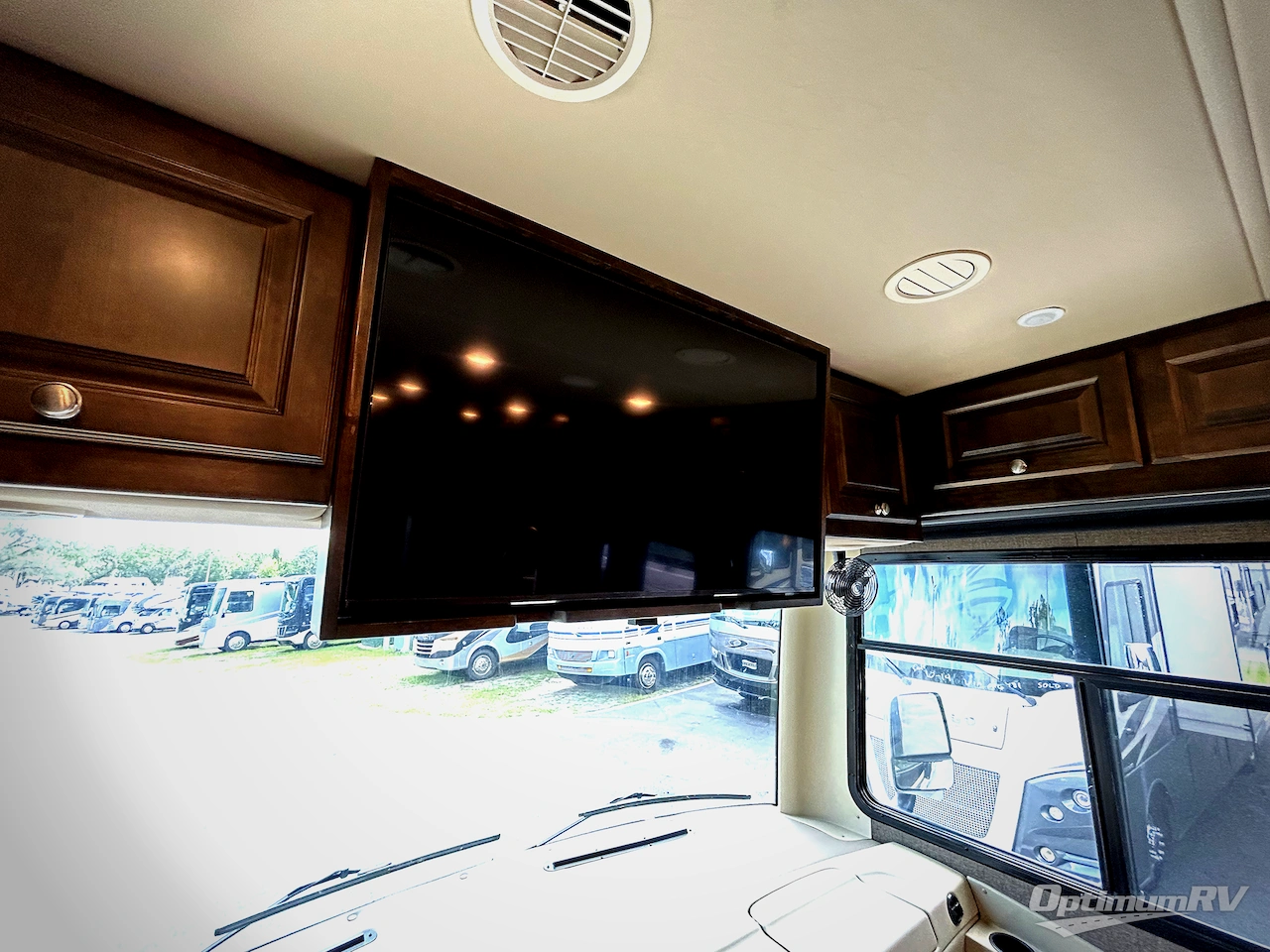 2017 Tiffin Allegro 36 LA Photo 10