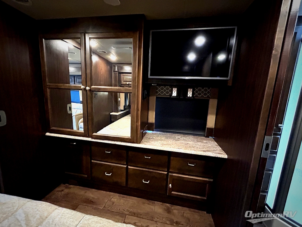 2017 Tiffin Allegro 36 LA Photo 19