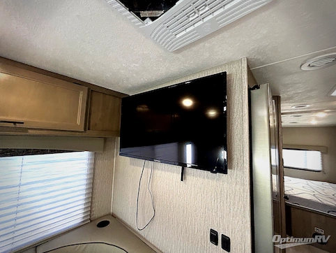 2023 Coachmen Freelander 31FS RV Photo 3