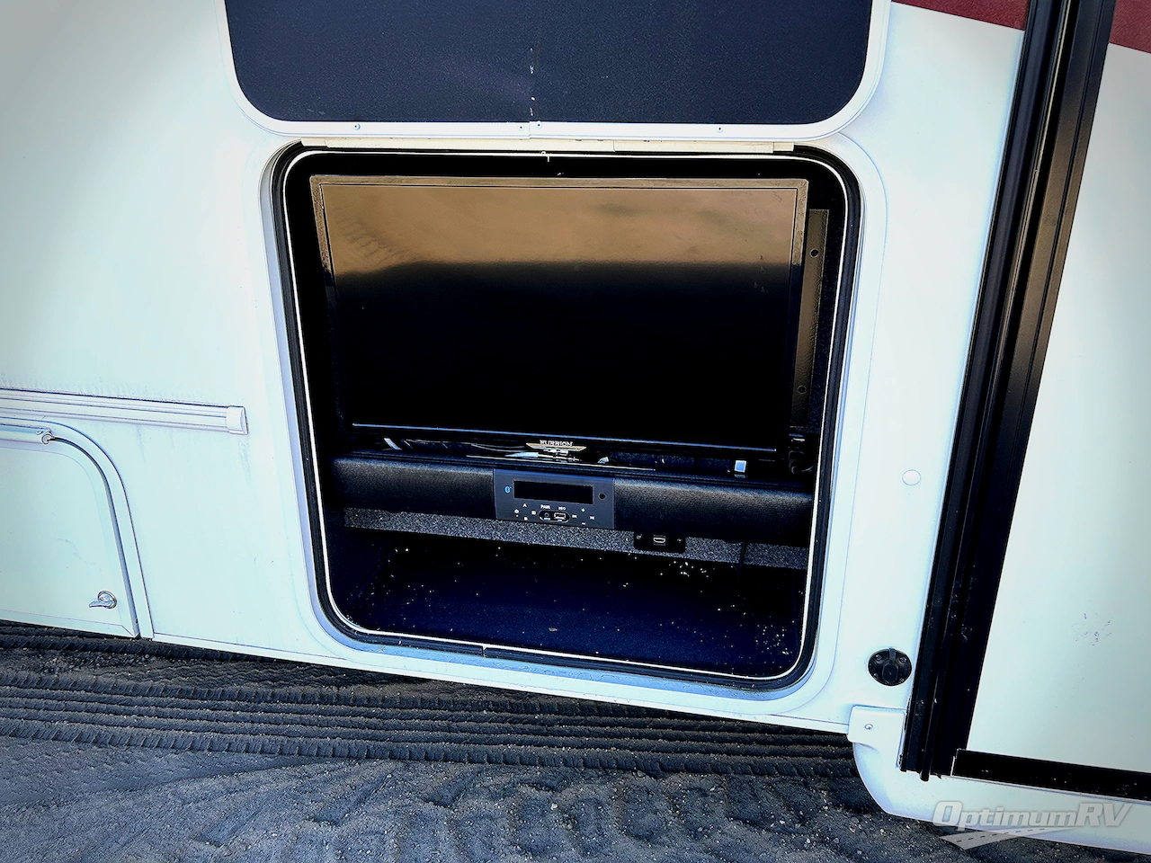 2023 Coachmen Freelander 31FS Photo 19