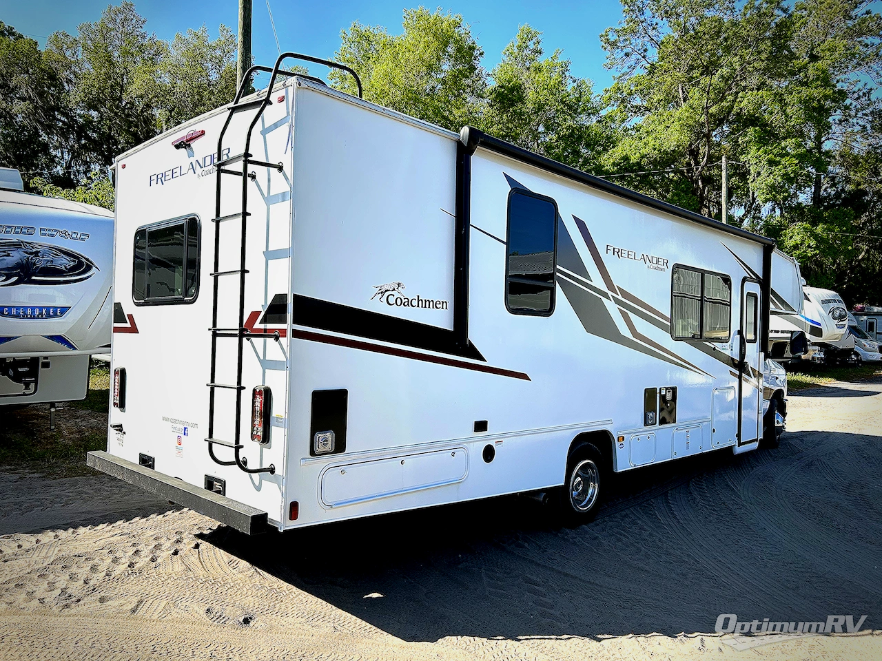 2023 Coachmen Freelander 31FS Photo 2