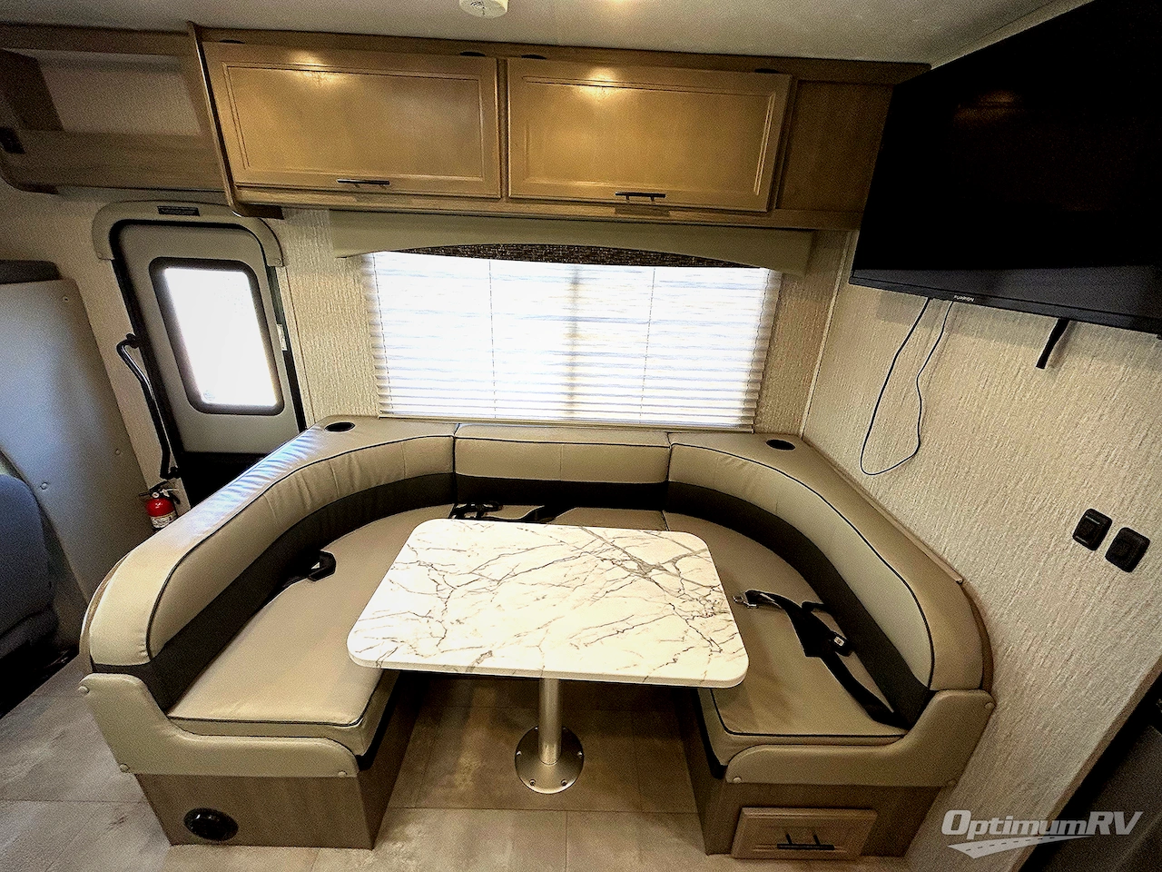 2023 Coachmen Freelander 31FS Photo 10
