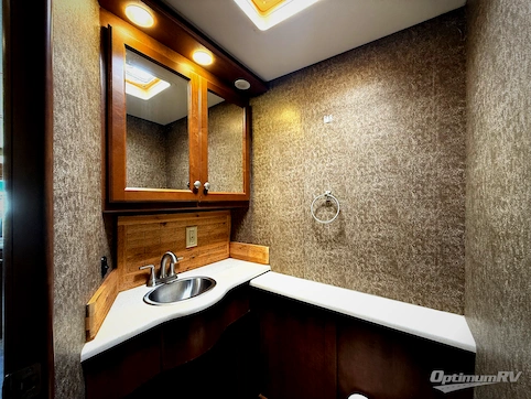 2014 Thor Palazzo 36 1 RV Photo 3