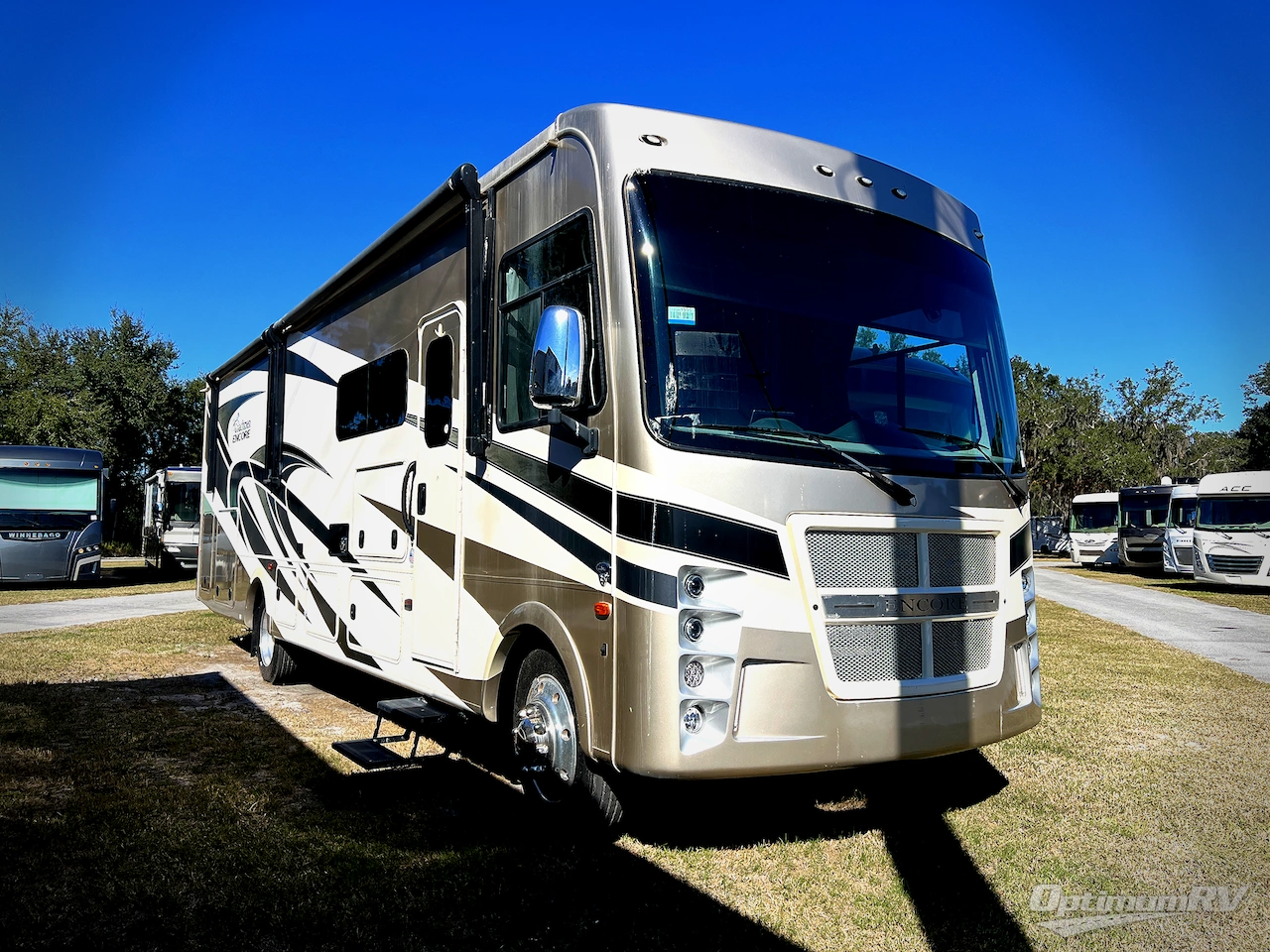 2021 Coachmen Encore 325SS Photo 1