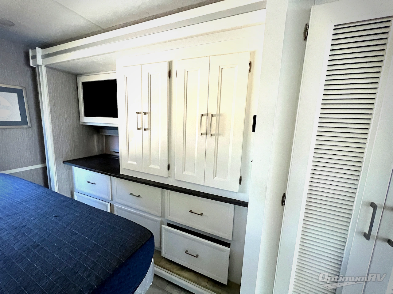 2021 Coachmen Encore 325SS Photo 22