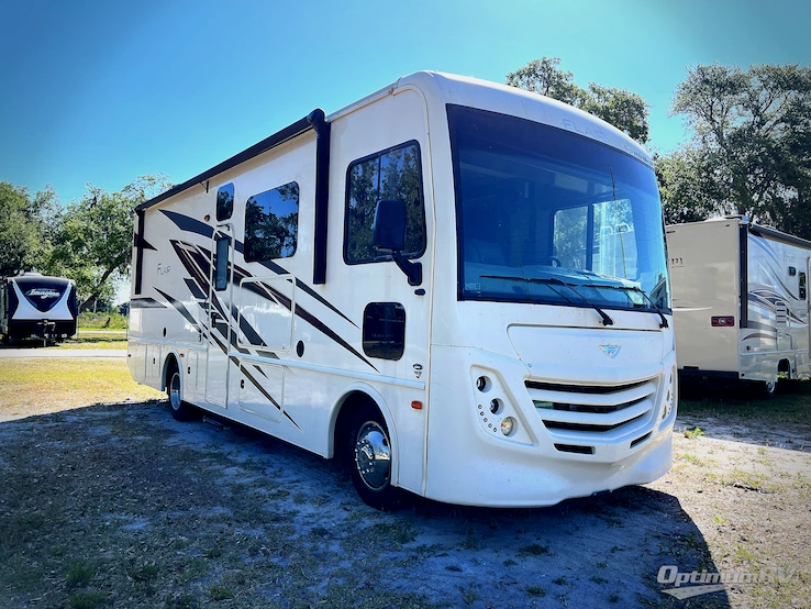 2021 Fleetwood Flair 28A RV Photo 1