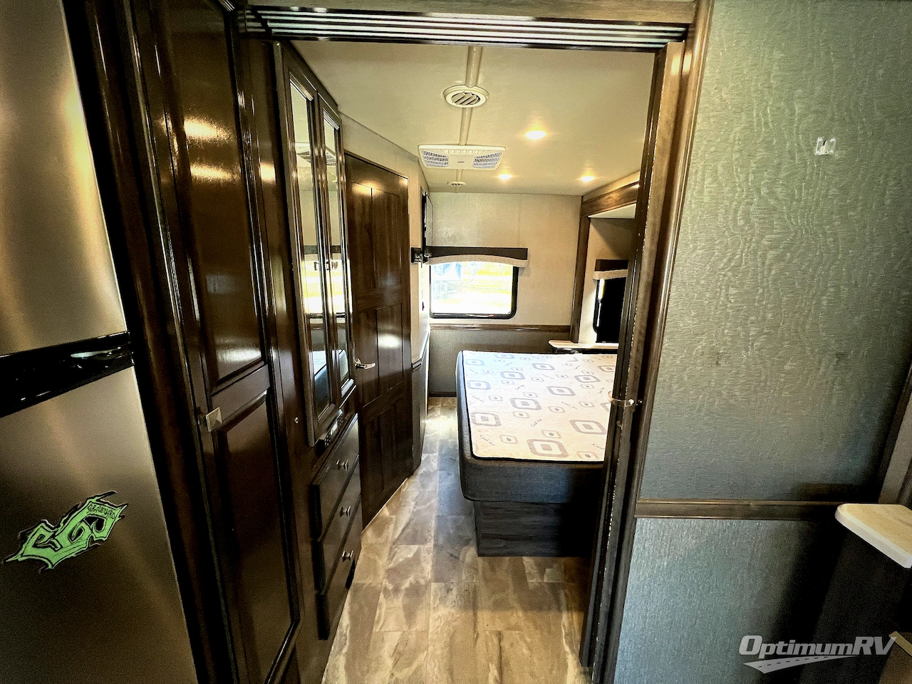 2021 Fleetwood Flair 28A Photo 16