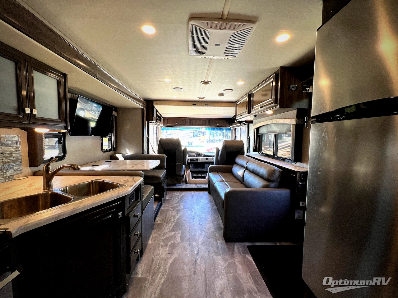 2021 Fleetwood Flair 28A Photo 21