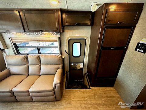 2020 Thor Freedom Traveler 30A RV Photo 3
