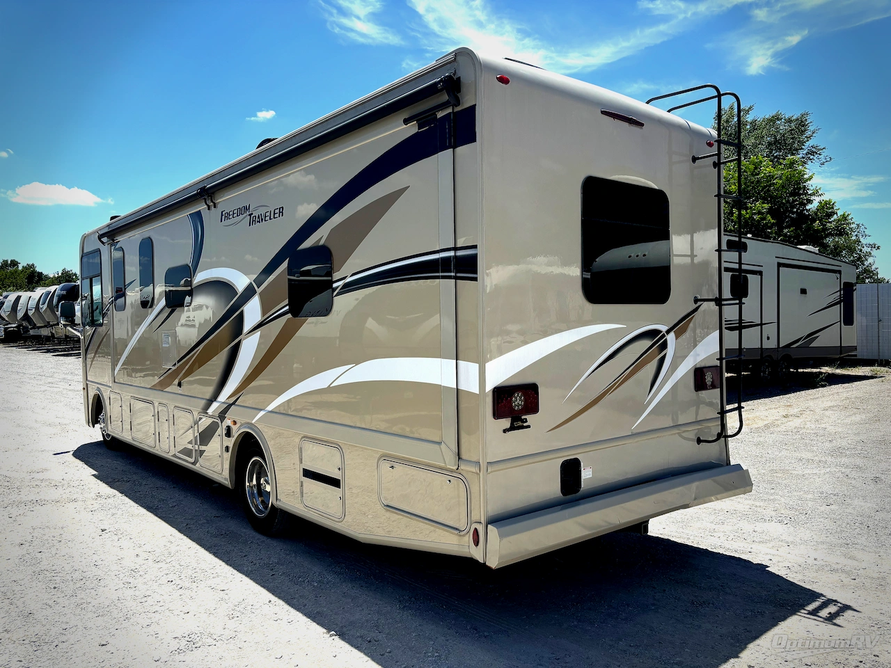 2020 Thor Freedom Traveler 30A Photo 3