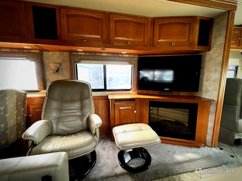 2011 Winnebago Journey 40U RV Photo 2