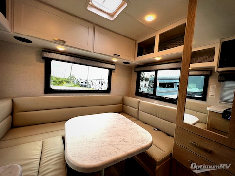2026 Thor FREEDOM ELITE 19HE RV Photo 3
