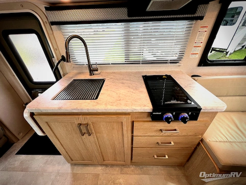 2026 Thor FREEDOM ELITE 19HE RV Photo 4