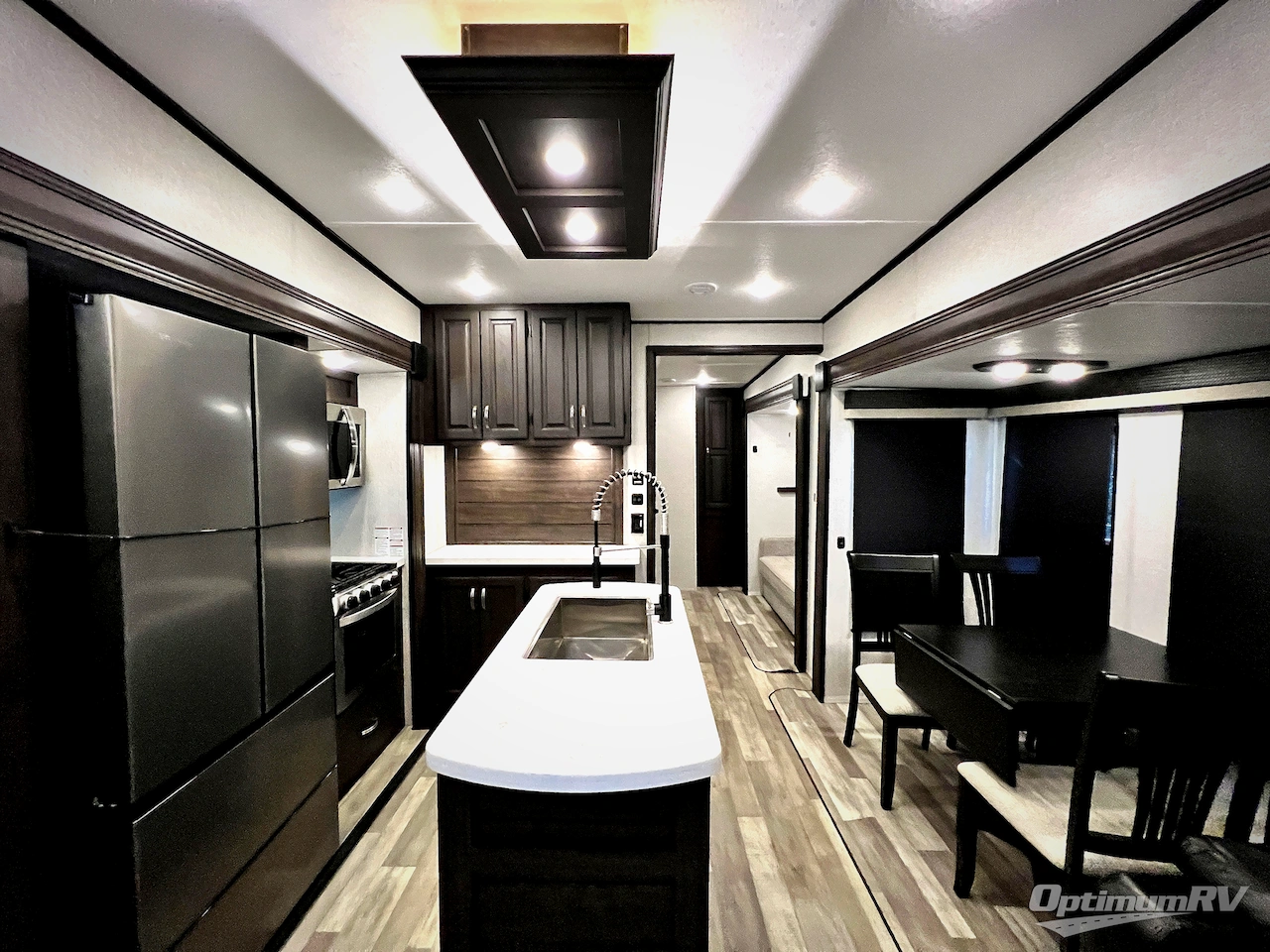 2023 Shasta Phoenix 367BH Photo 4