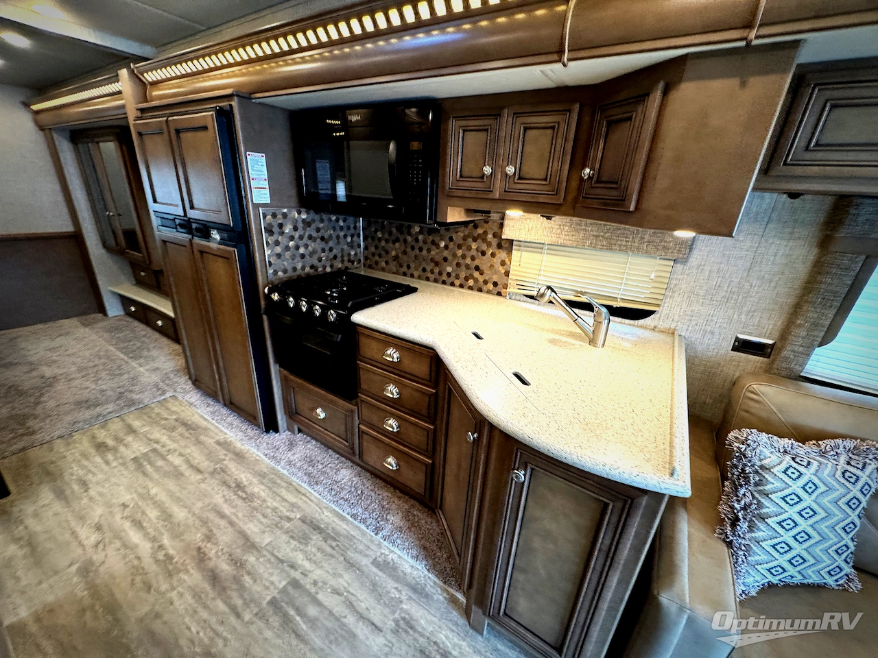 2021 Newmar Bay Star 3014 Photo 13