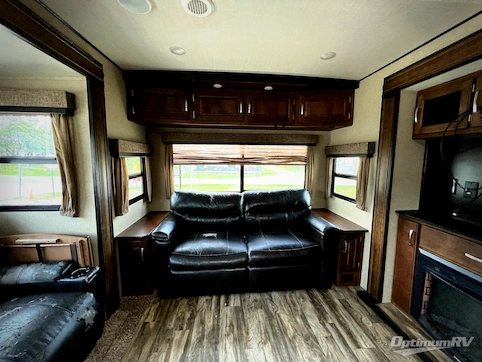2019 Grand Design Reflection 315RLTS RV Photo 2