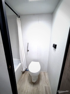 2025 Gulf Stream Enlighten 17BH RV Floorplan Photo