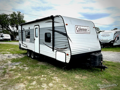 Used 2017 Dutchmen Coleman Lantern Series 235QB Featured Photo
