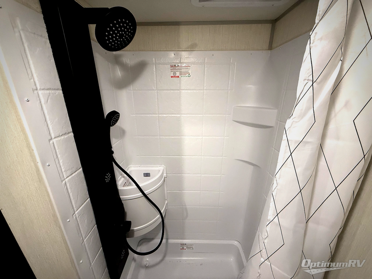 2026 Forest River Cherokee Wolf Pup Black Label 16BHSBL Photo 18