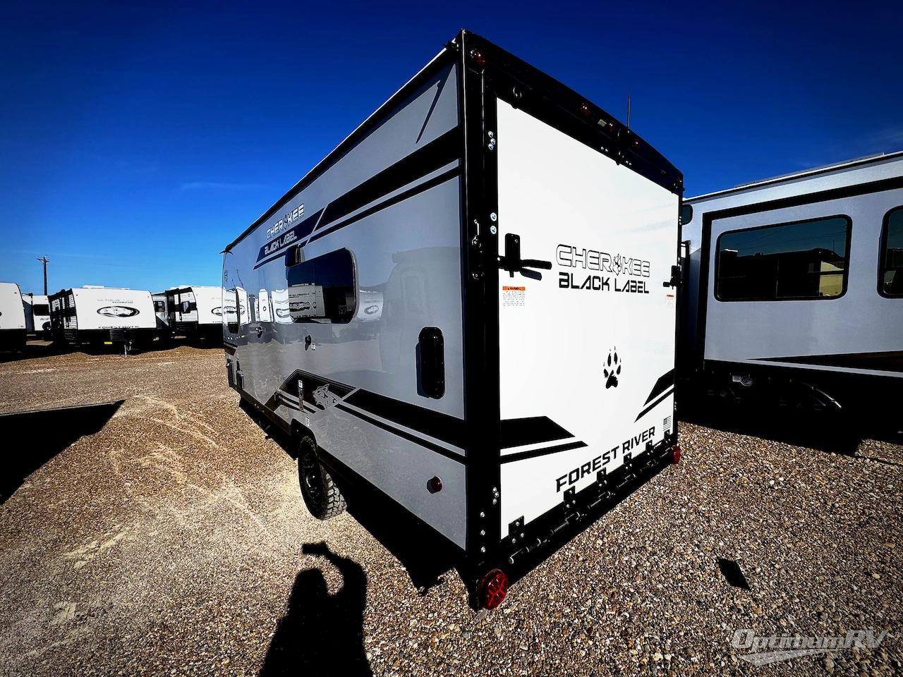 2026 Forest River Cherokee Wolf Pup Black Label 18RJBWBL Photo 2