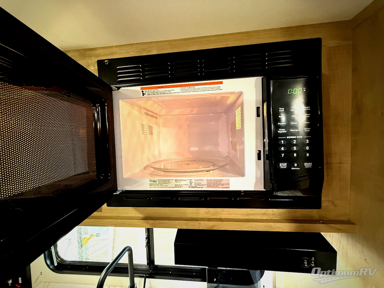 2026 Forest River Cherokee Wolf Pup 16KHW Photo 7