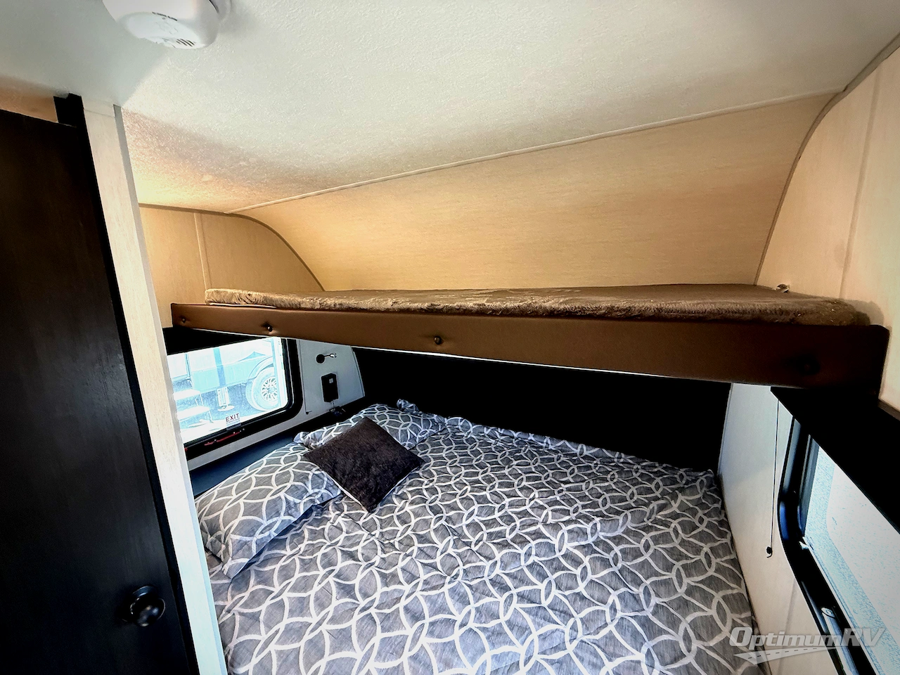 2026 Forest River Cherokee Wolf Pup Black Label 18RJBWBL Photo 14