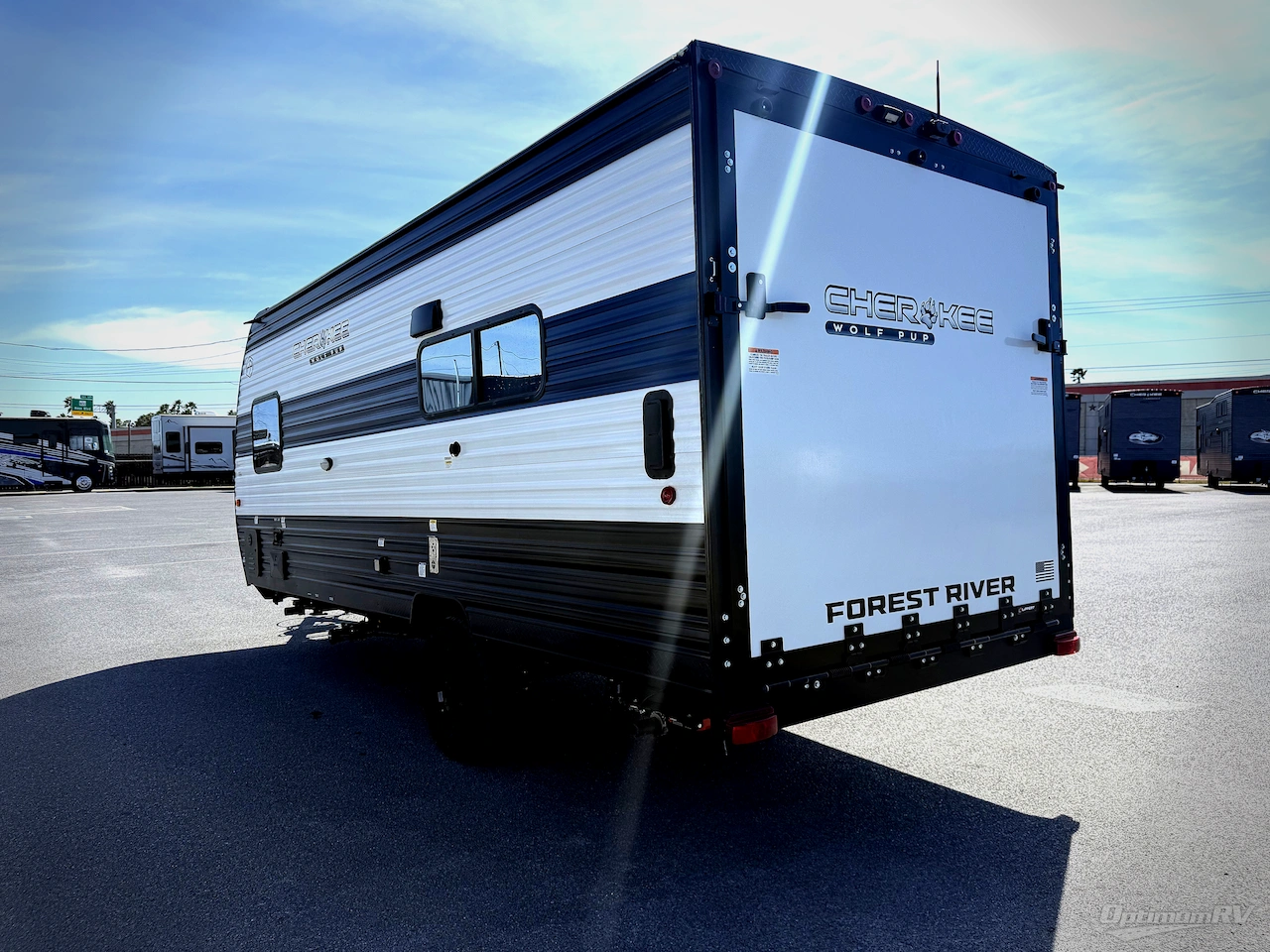 2026 Forest River Cherokee Wolf Pup 18RJBW Photo 3