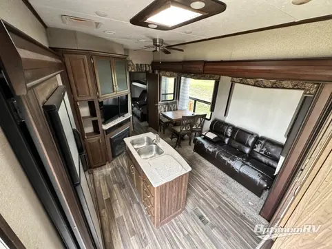 2016 Keystone Montana High Country 362RD RV Photo 3