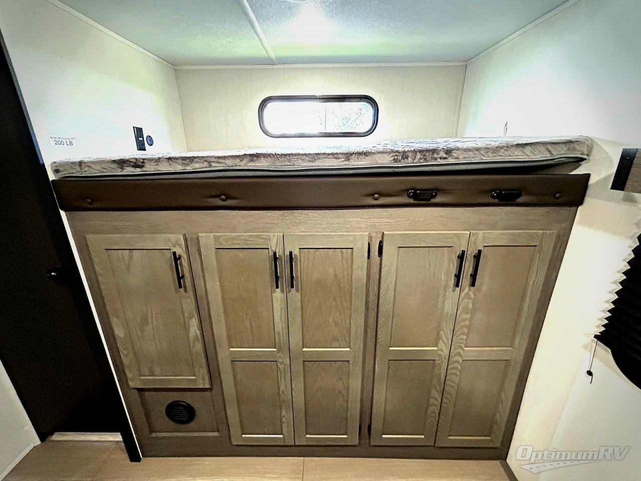 2026 Forest River Cherokee Alpha Wolf 33BH Photo 16