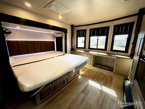 2025 Forest River Wildwood Heritage Glen ROOST43 RV Photo 3