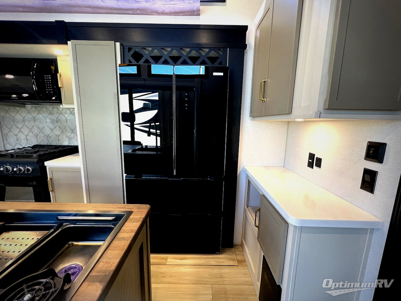 2025 Forest River Wildwood Heritage Glen ROOST43 Photo 16