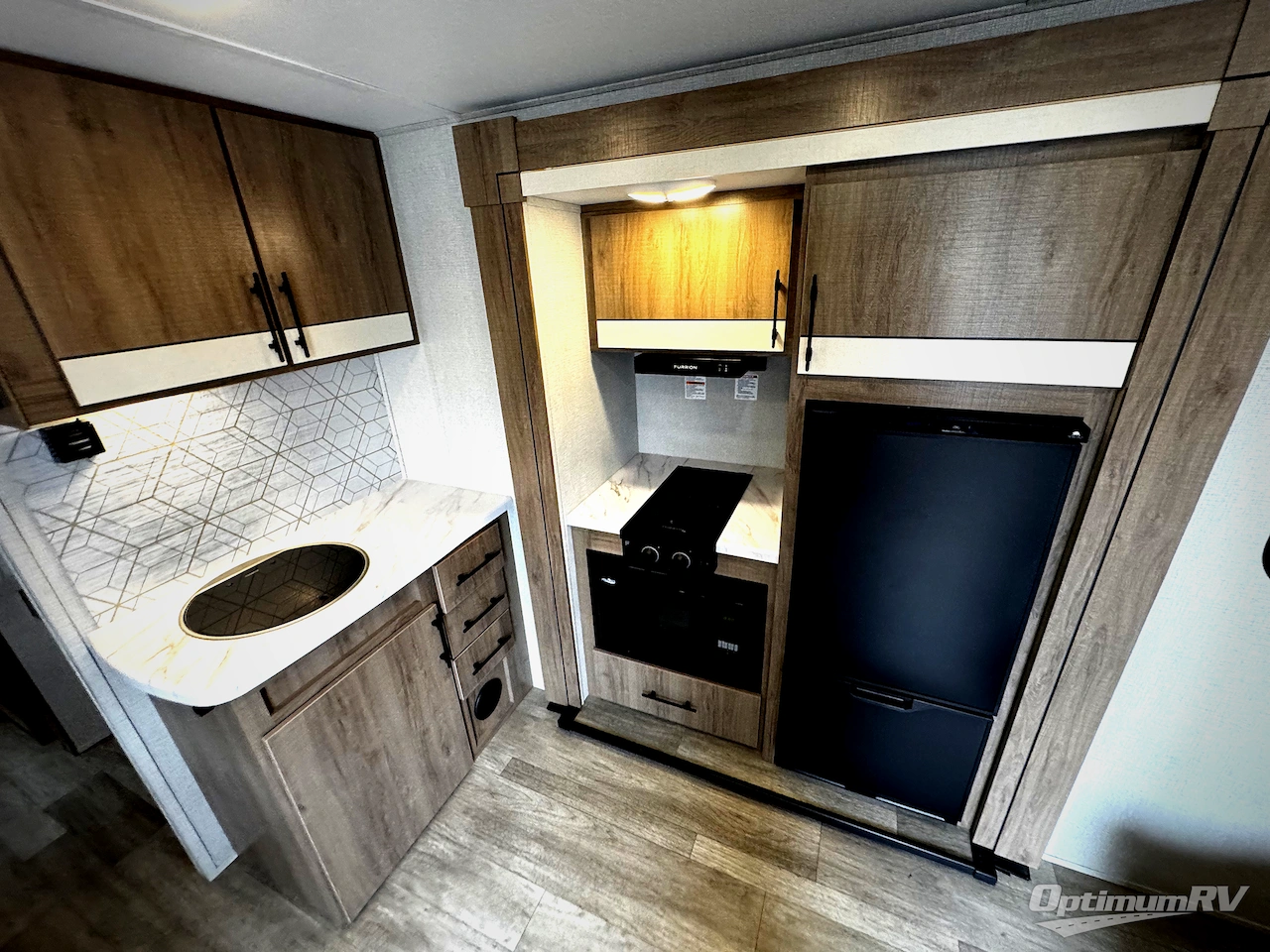2023 Grand Design Imagine AIM 18BH Photo 4